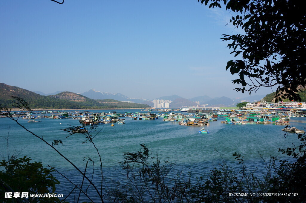 海上渔排风光