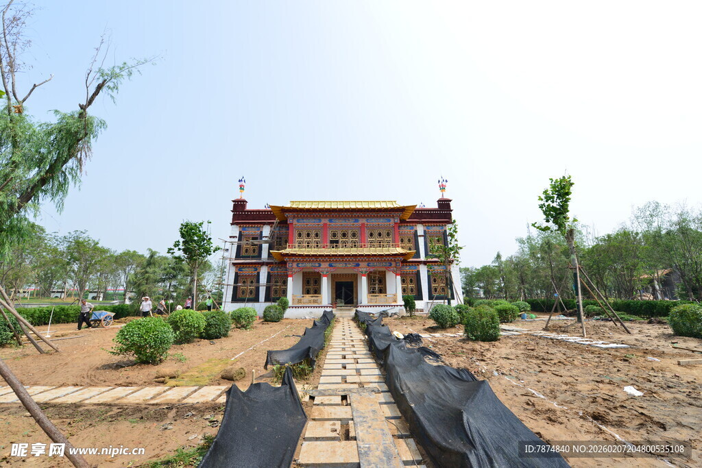 中式古建筑施工现场