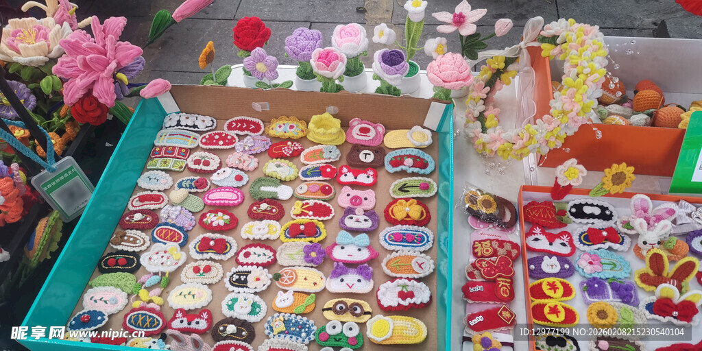 多彩发卡摆件展示