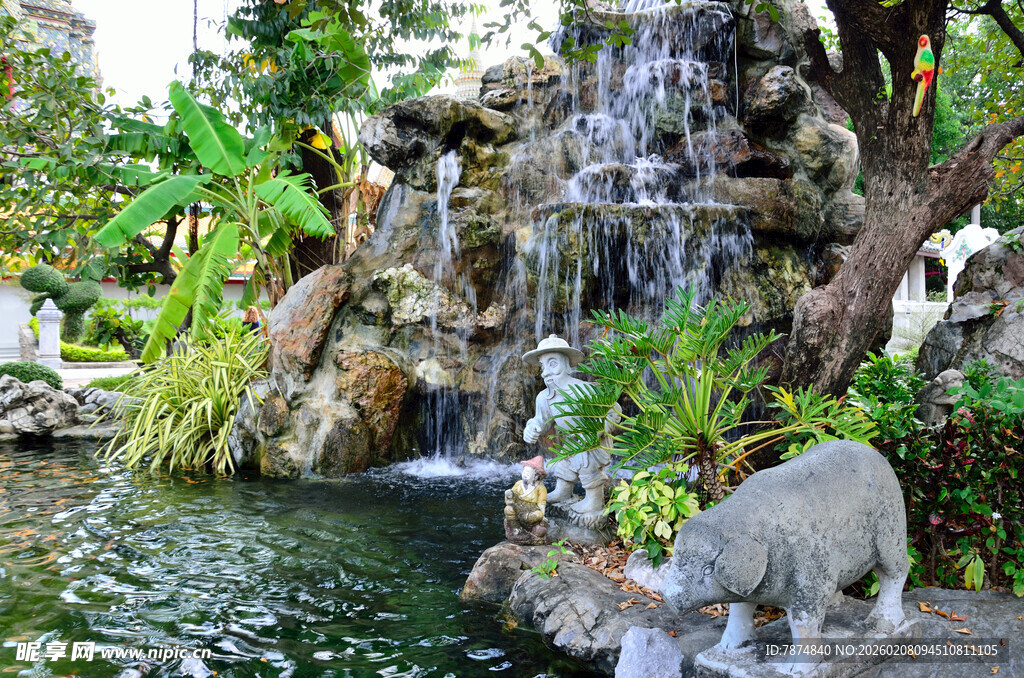 马来西亚中式园林假山瀑布景观