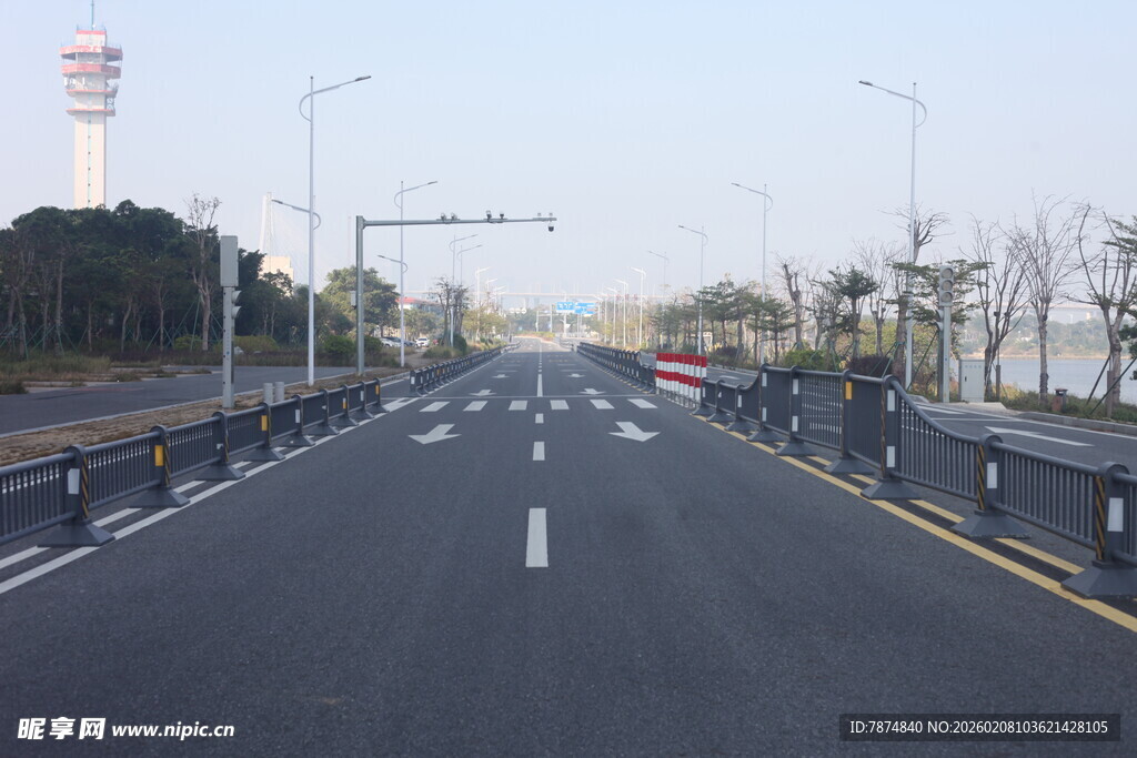 湛江宽阔公路 畅行无阻