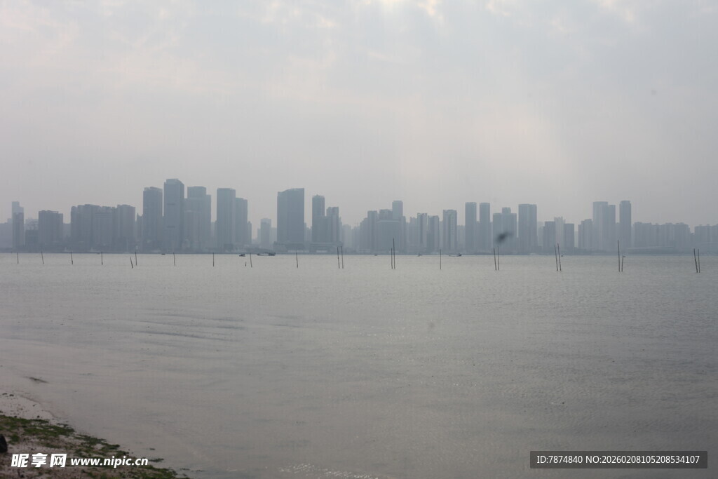 湛江城市江畔风光