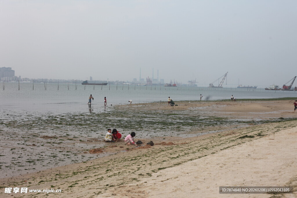 湛江海边休闲场景