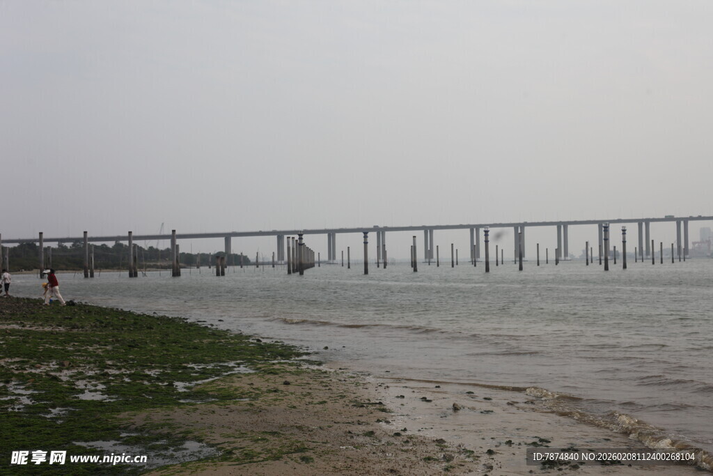 湛江海边长桥 朦胧海滨景致