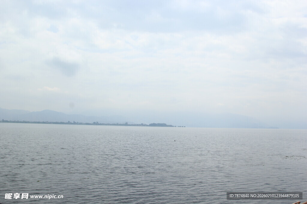 海上远景 辽阔水域景观