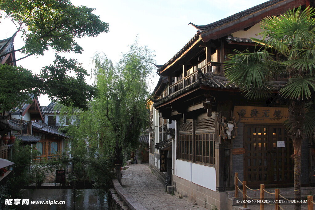 古巷中式建筑景致