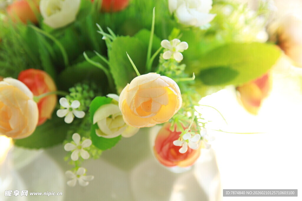 清新花卉组合装饰摆件