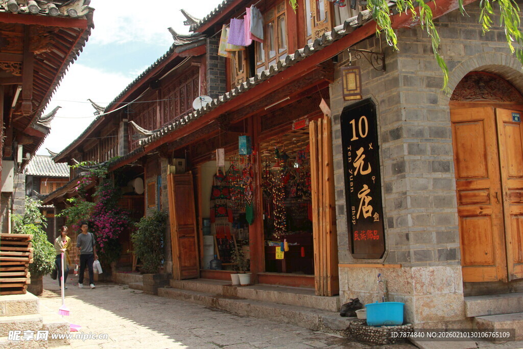 古街中式店铺 宁静氛围