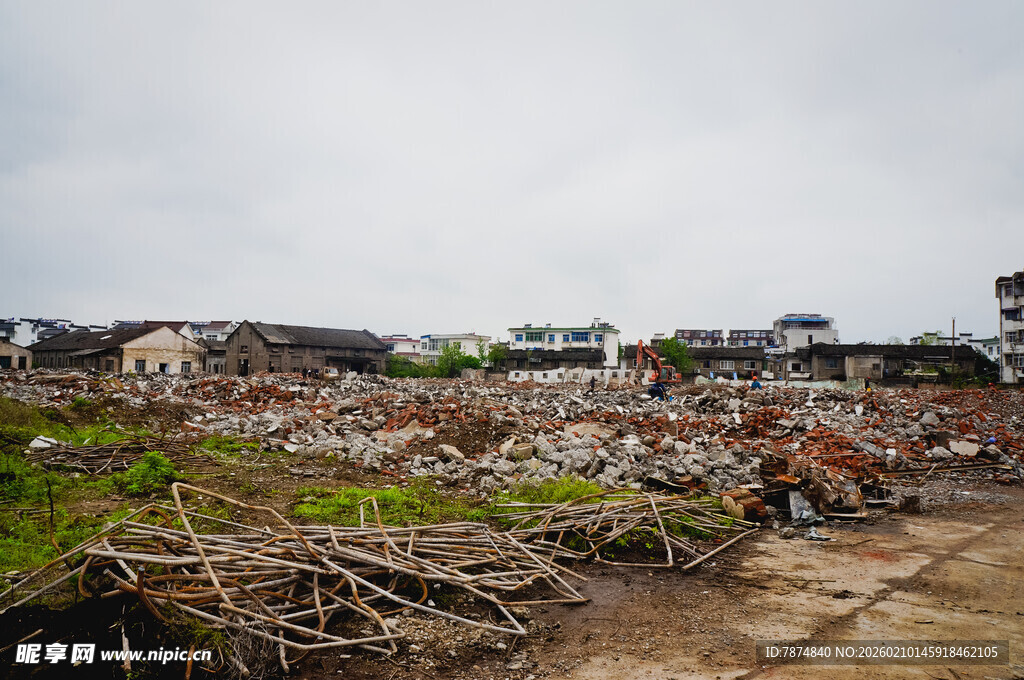 废墟景象 残垣断壁待重建