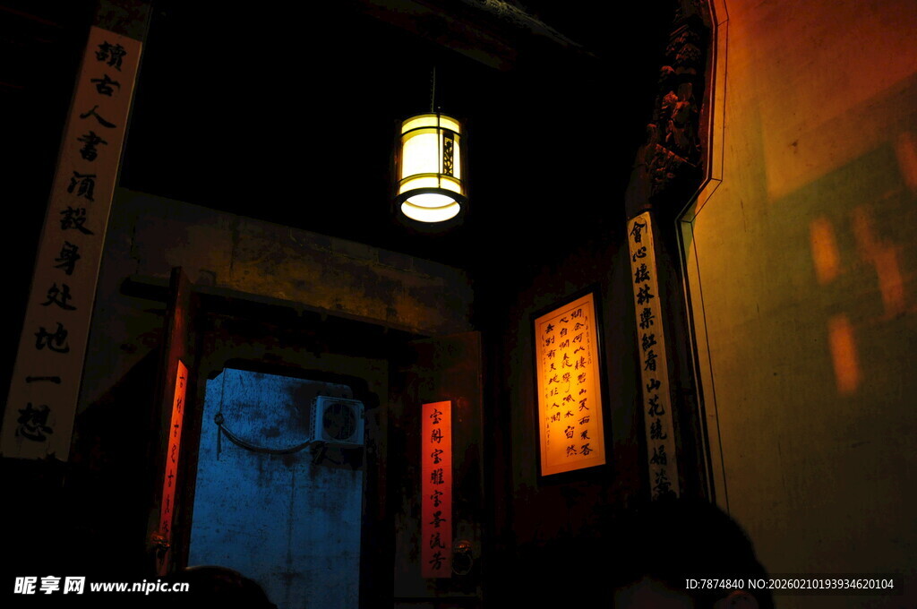 婺源古巷夜灯 静谧中式风情