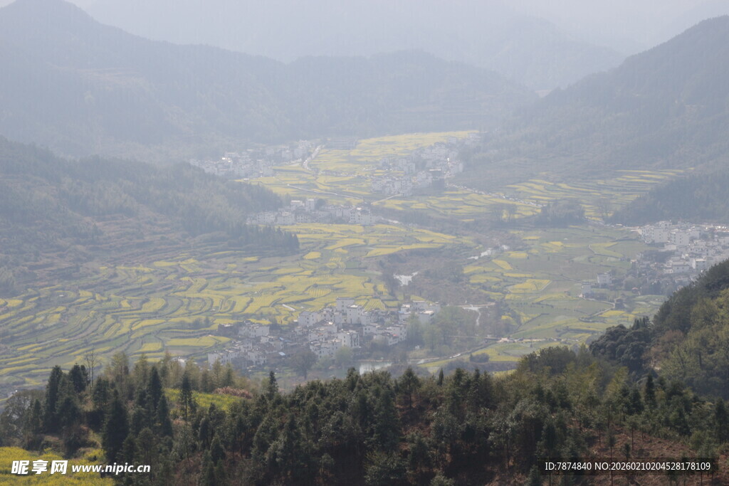 婺源山间田园美景