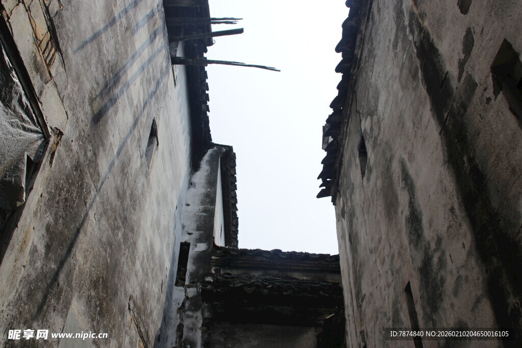 婺源古老狭窄小巷的独特景致