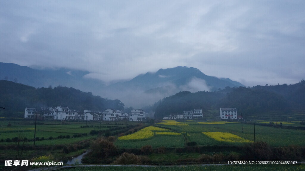 婺源山间田园美景