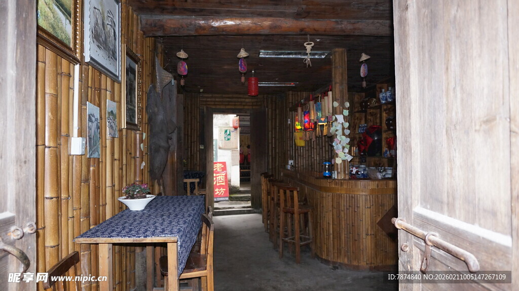 婺源古雅木质走廊室内景致