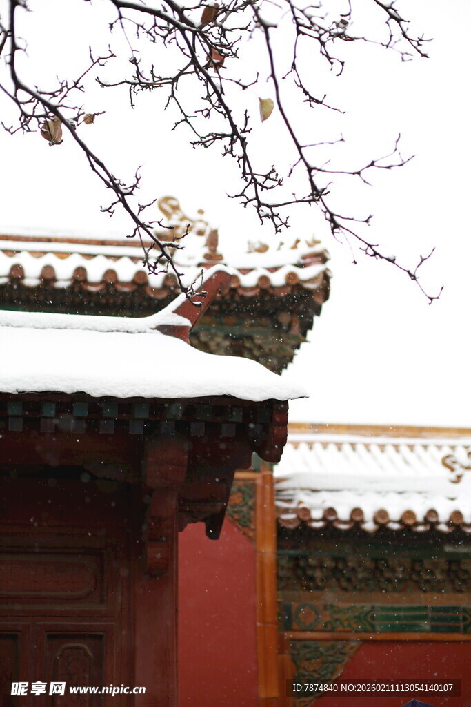 故宫雪景中式建筑屋檐