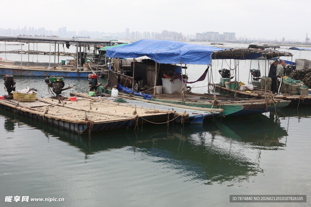 湛江水上浮动平台 生活场景