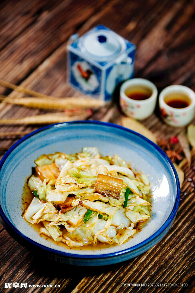 美味家常炒面配茶具