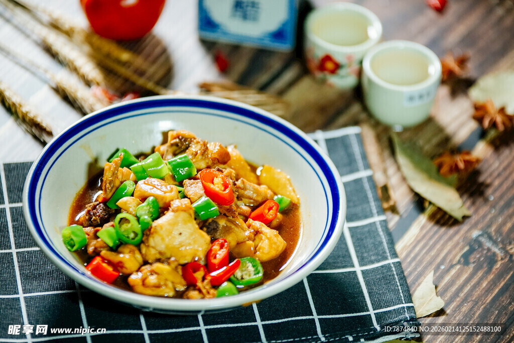 美味土豆烧鸡块家常菜