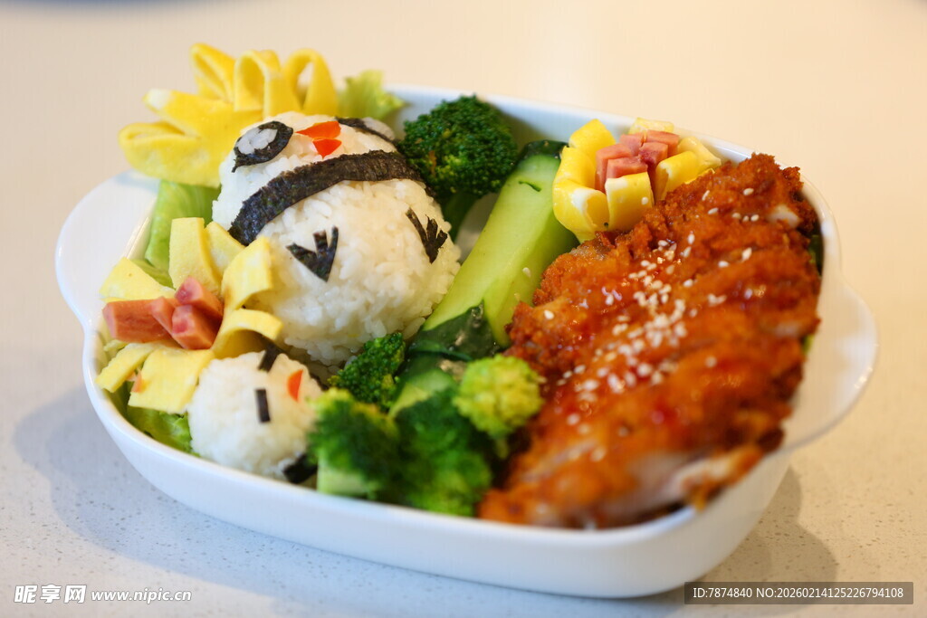 可爱熊猫造型儿童午餐