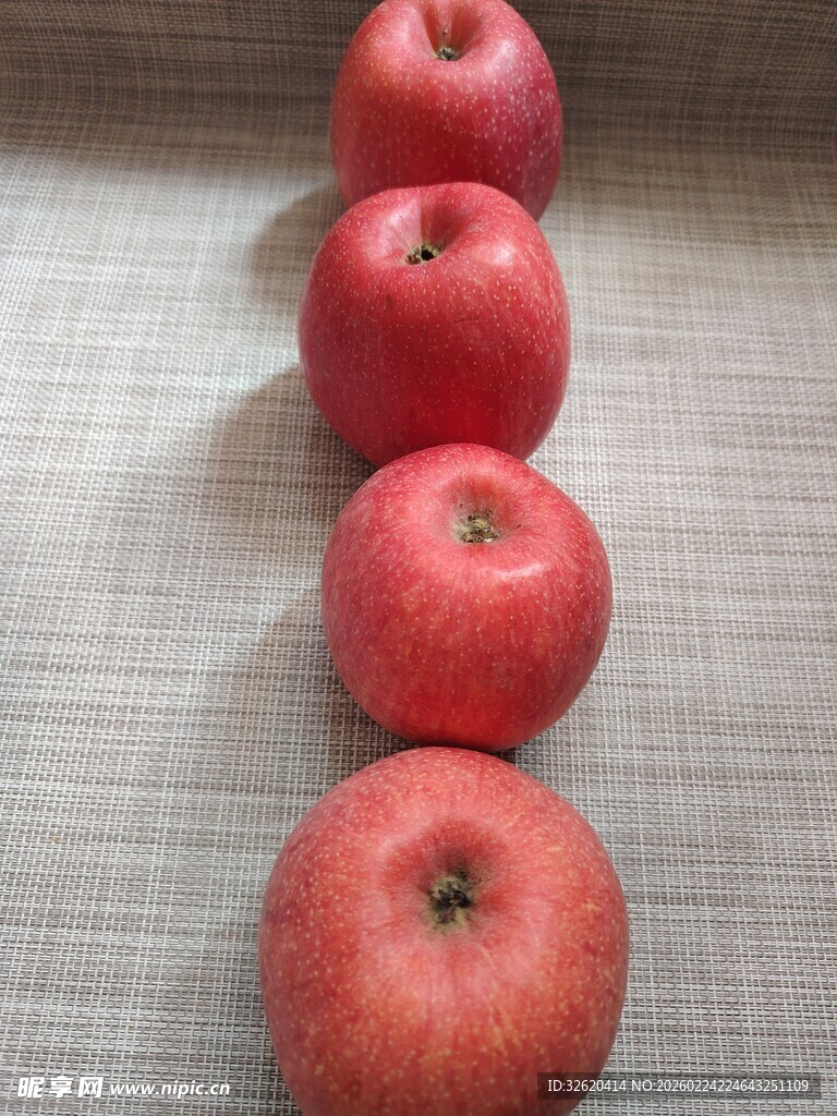 苹果 