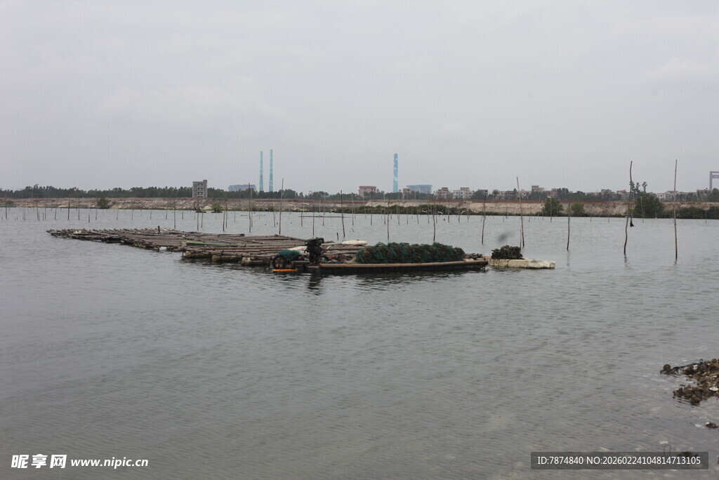 水域景观中的人工设施