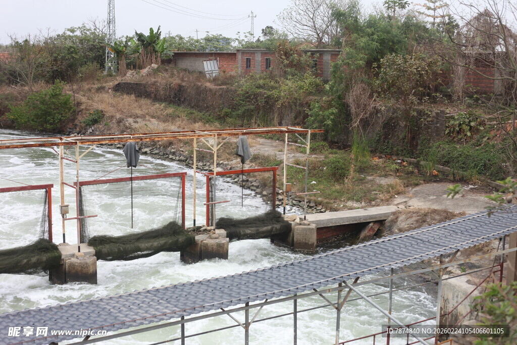 乡村水闸设施景观