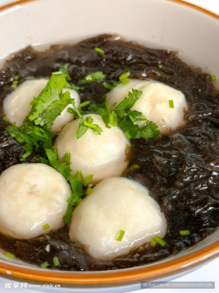 紫菜鱼丸汤
