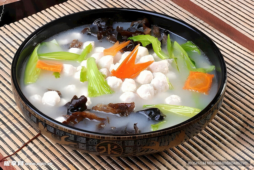 蔬菜丸子汤
