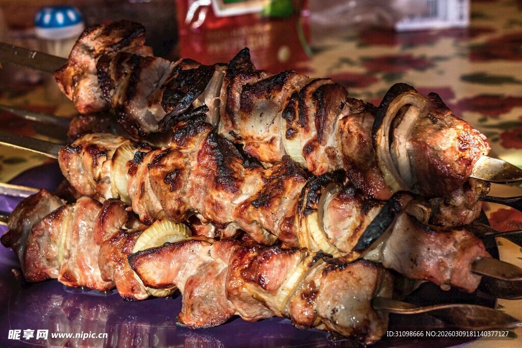 美味烤串诱人呈现