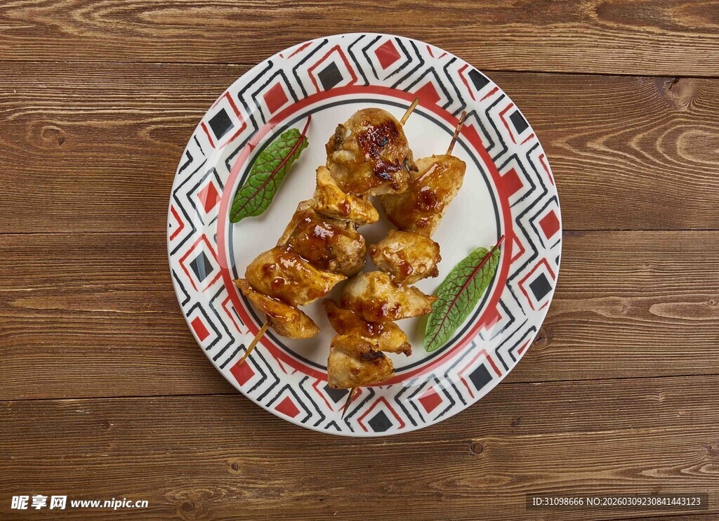 多彩盘装美味鸡肉串