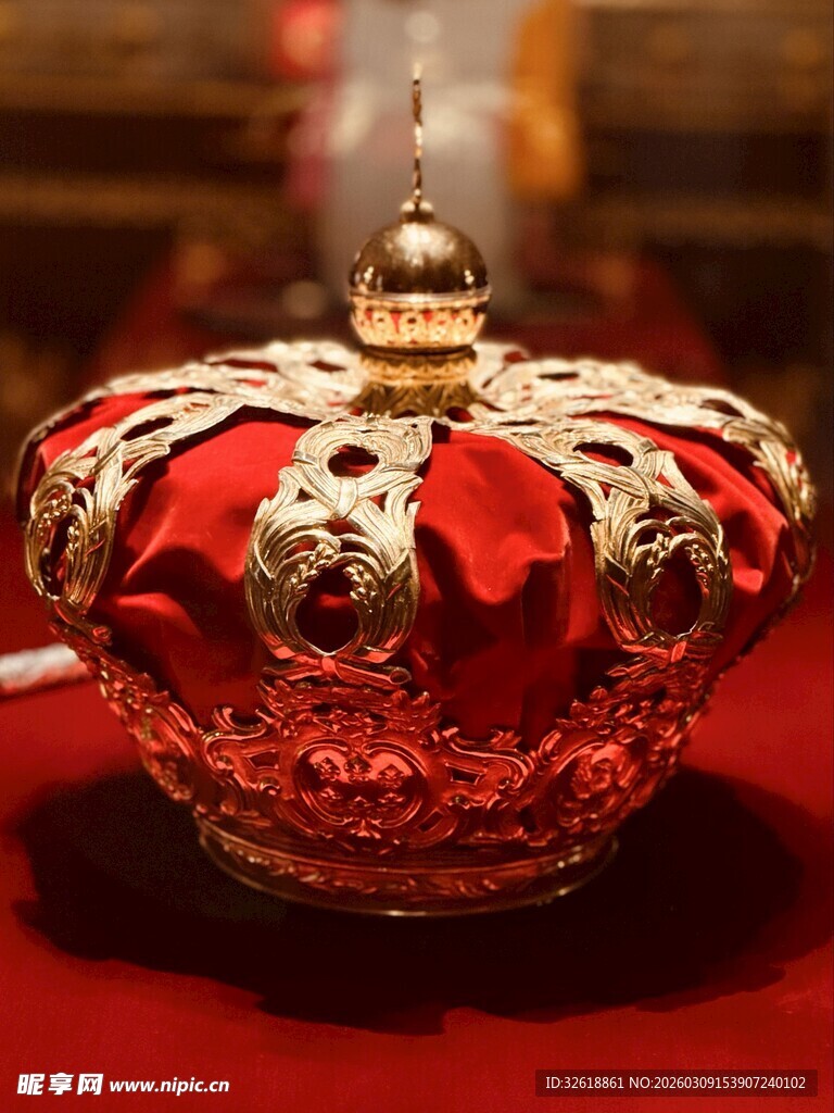 华丽复古皇冠摆件