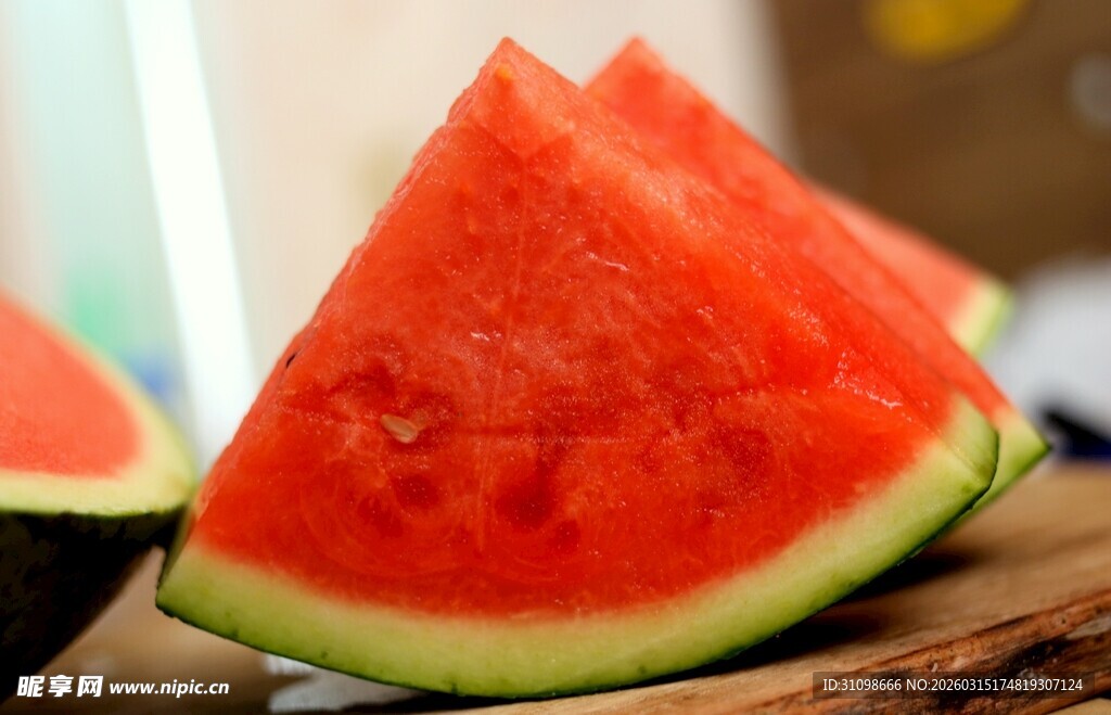 新鲜切块西瓜诱人呈现