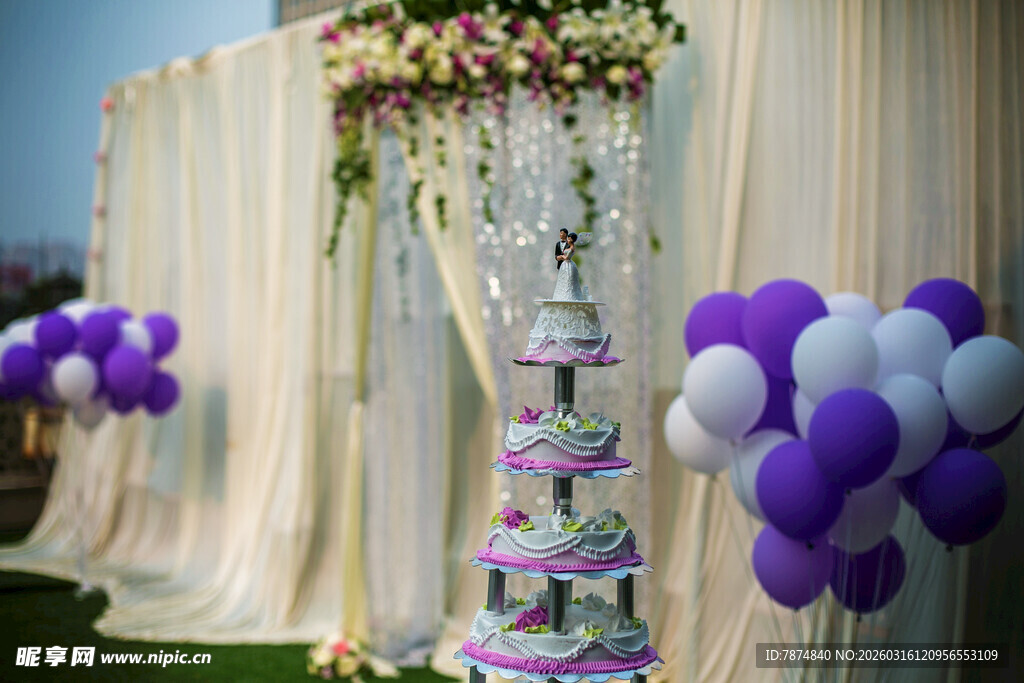 紫色系婚礼装饰布置