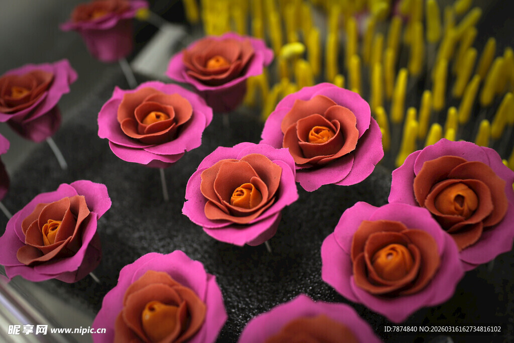 工艺品粉色手工纸艺玫瑰花束