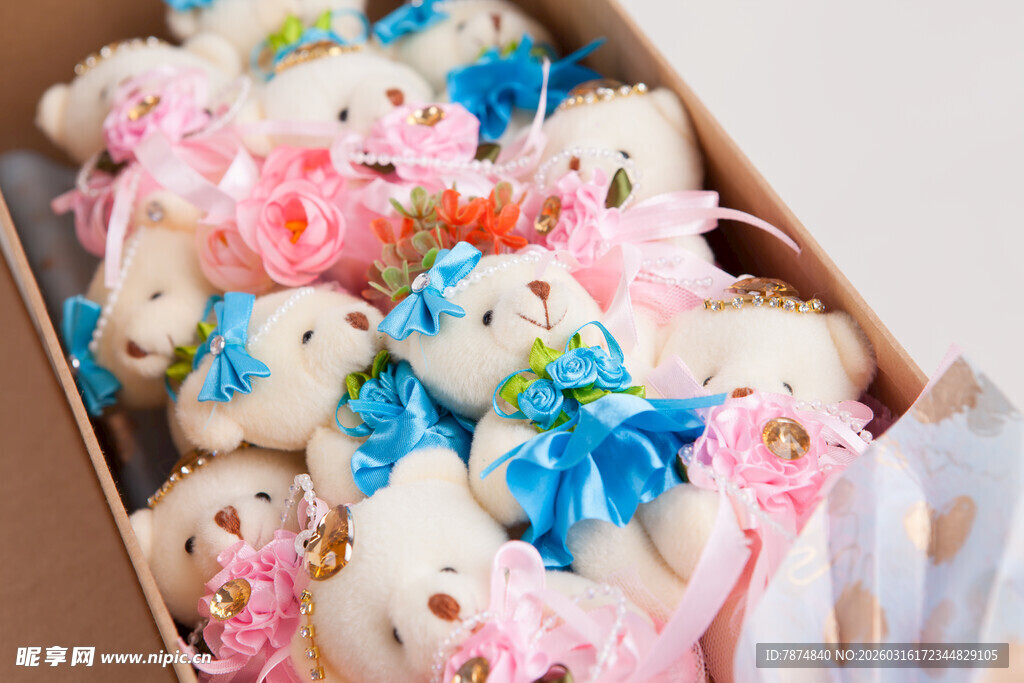 工艺品可爱小熊造型多彩饼干