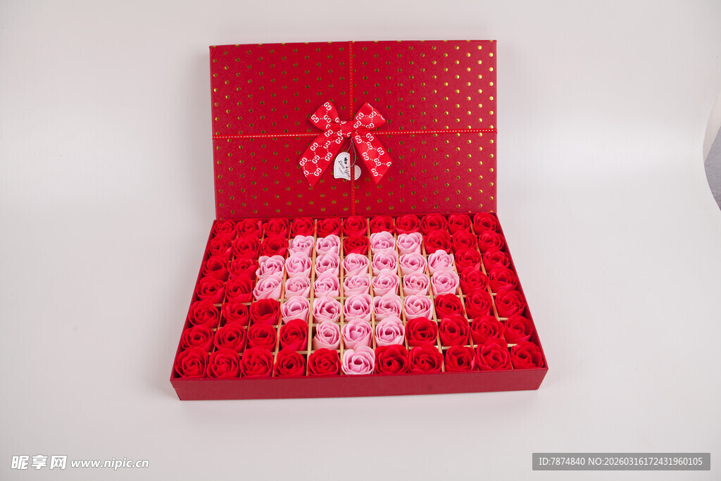 工艺品红色爱心积木礼盒