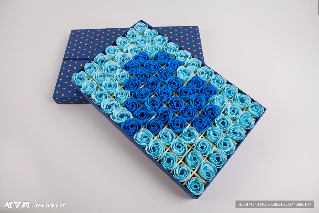 工艺品多彩几何图案布艺制品