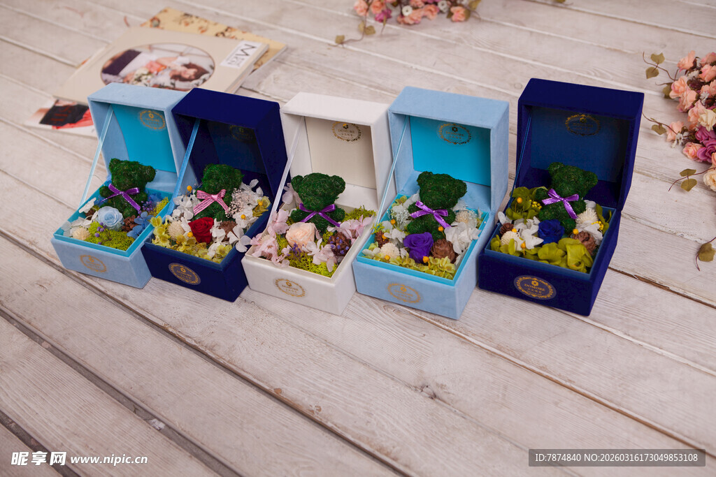 工艺品多彩立体贺卡展示