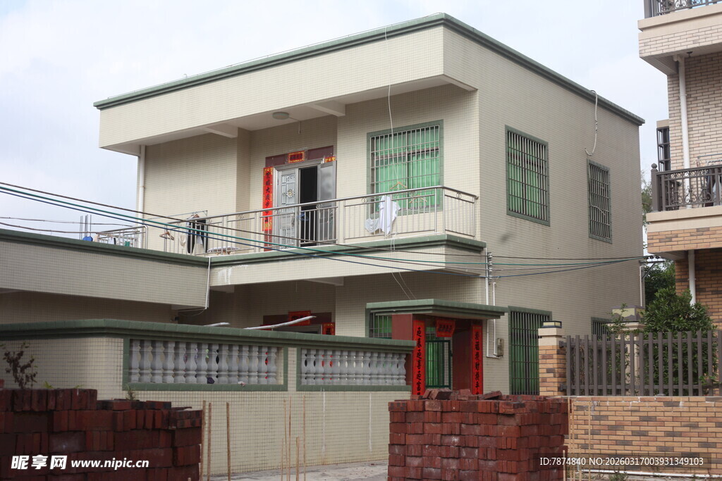 两层自建住宅外观图