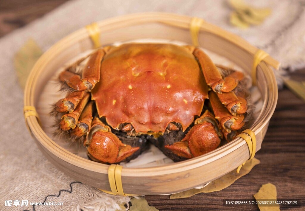 竹笼里的大闸蟹