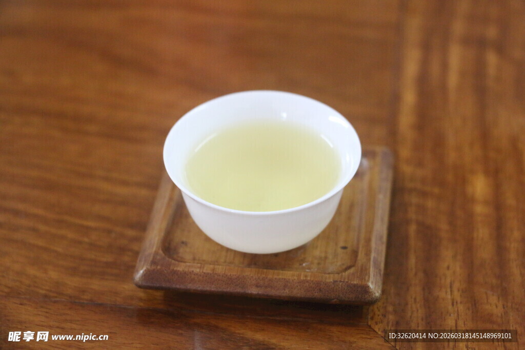 一杯清茶