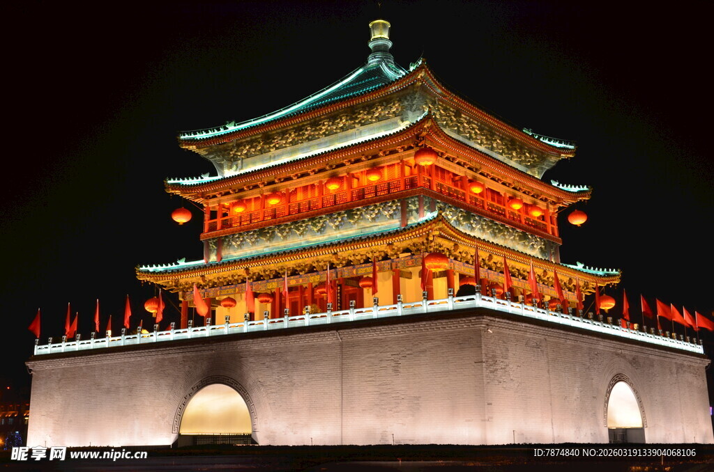西安钟楼夜景璀璨夺目