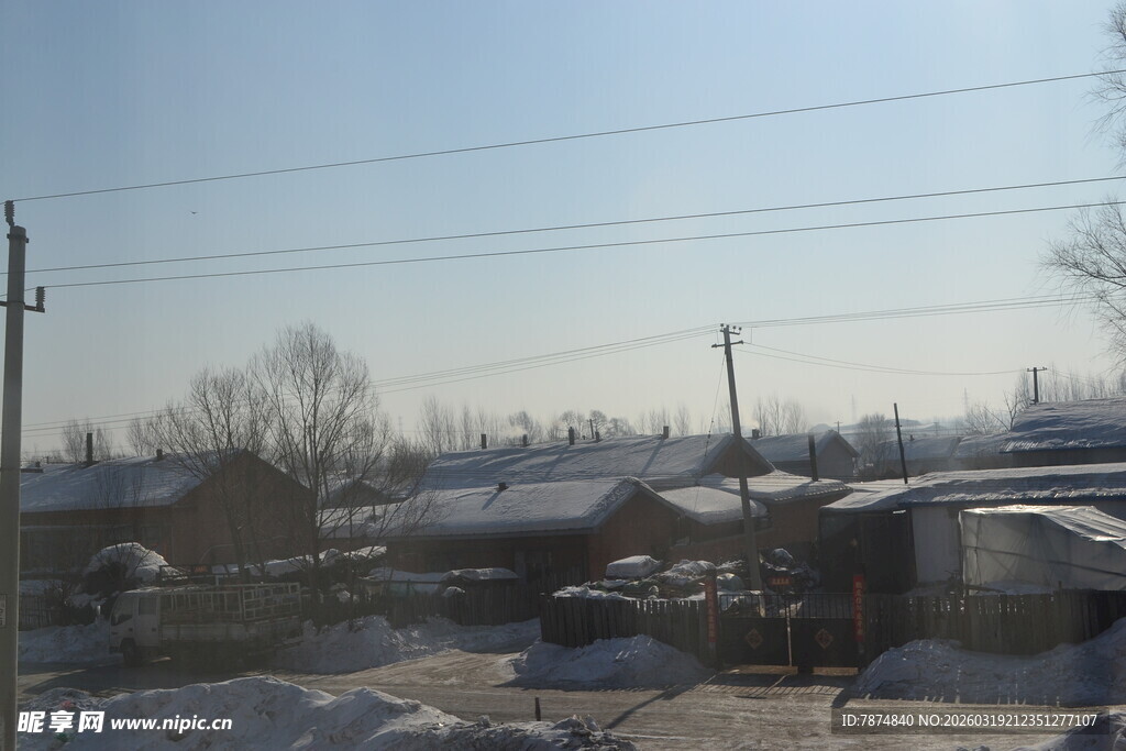 冬日乡村雪景