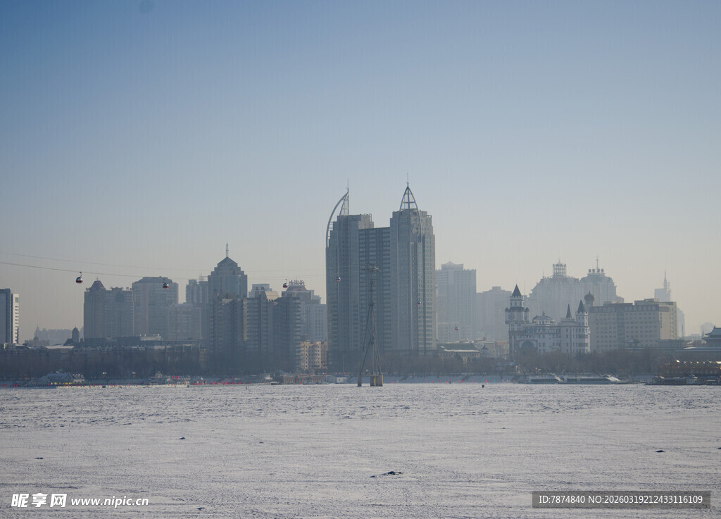 冰封城市天际线