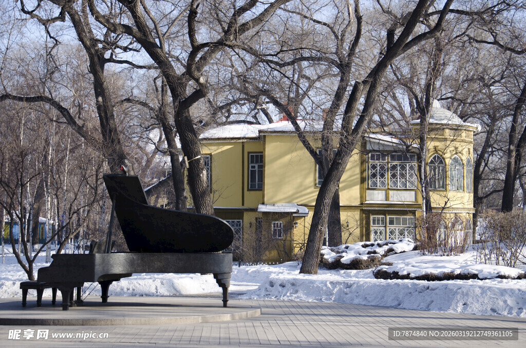 冬日公园雕塑景观