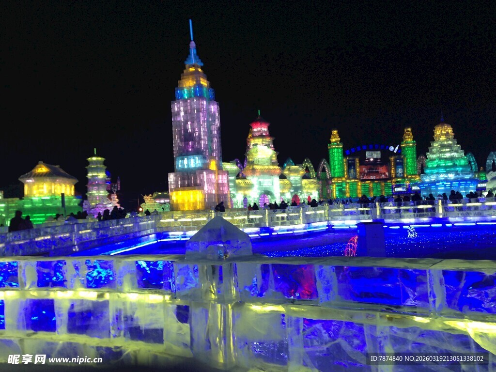 哈尔滨梦幻冰雕