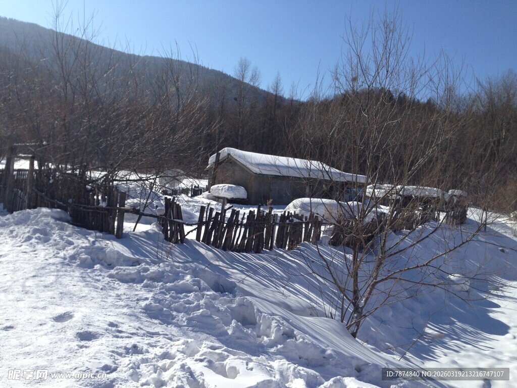 冬日乡村雪景