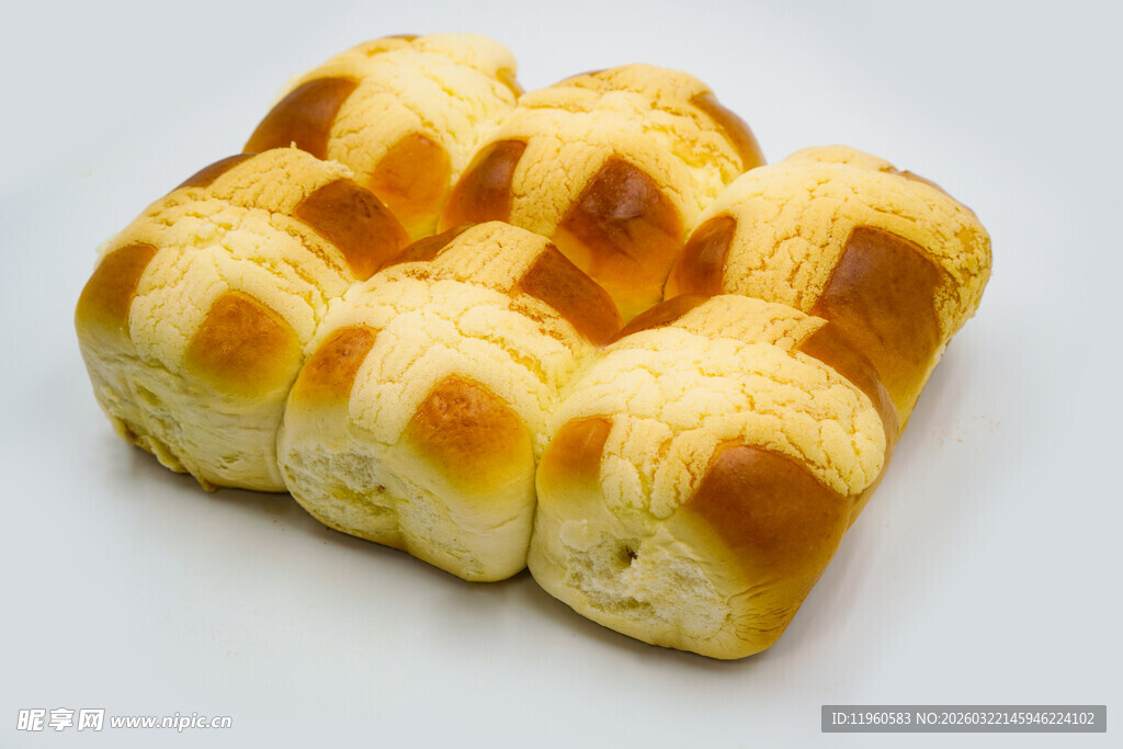 美味松软的方块椰蓉面包