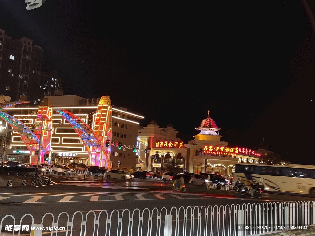 城市璀璨夜景