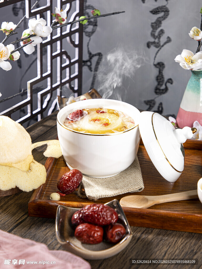 红枣桂圆养生热饮